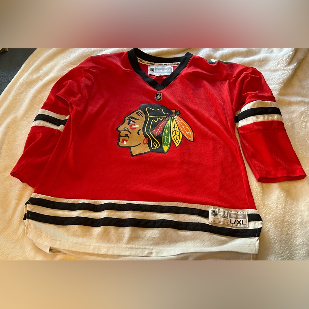 Reebok Chicago Blackhawks Jersey. #20 Sharp. Size L/XL